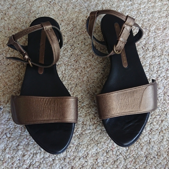 Robert CLERGERIE lambskin leather Bronze SANDALS size 8 - Picture 1 of 12